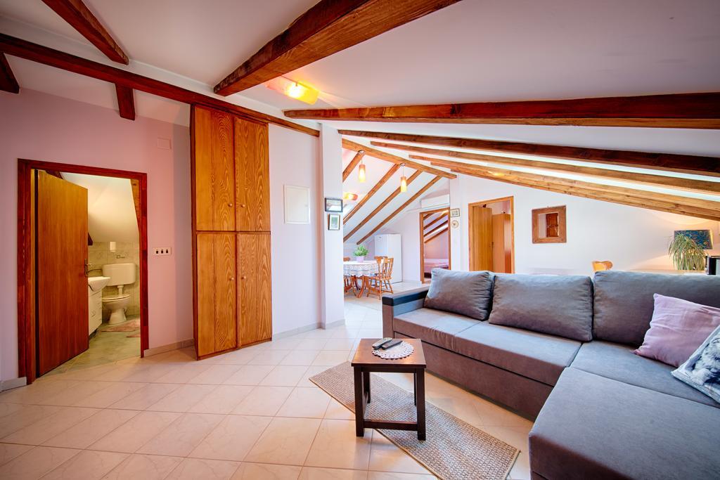 וויס Apartments Pol Murvu מראה חיצוני תמונה